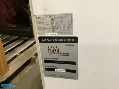 MMI Refrigeration CLR-CSTM-1001 5.5 cu. Ft chest coolers, 30”x32”x19-3/4”