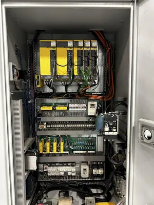 USED 2017 YAMA SEIKI FCV-620