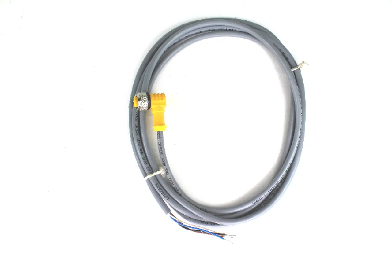 Appleton AEE6414 Pin and Sleeve Receptacle, 60 Amp, 600V, 4-P, 4 W