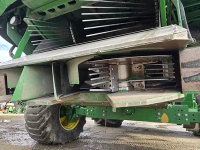 USED 2018 JOHN DEERE S780