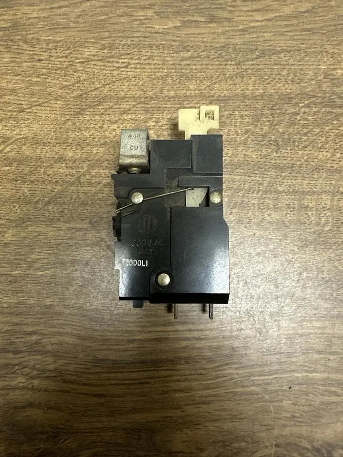 New | in-Stock ITE E20D0L1 Miscellaneous Equipment (Electrical & Power) | Surplus Asset Holdings #1194371