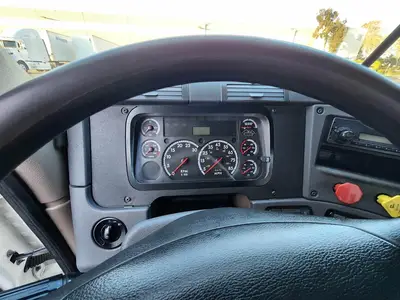 USED 2013 FREIGHTLINER CASCADIA 125