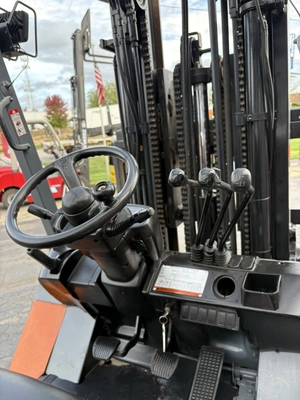 USED 2012 TOYOTA 7FGU35