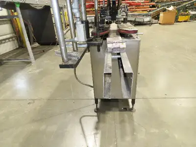 Stainless Bottle Capping Torque Machine Bottle Conveyor