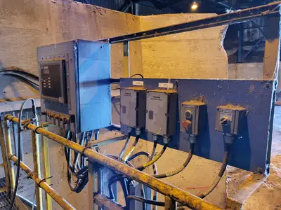 Wood Room Feeder System
