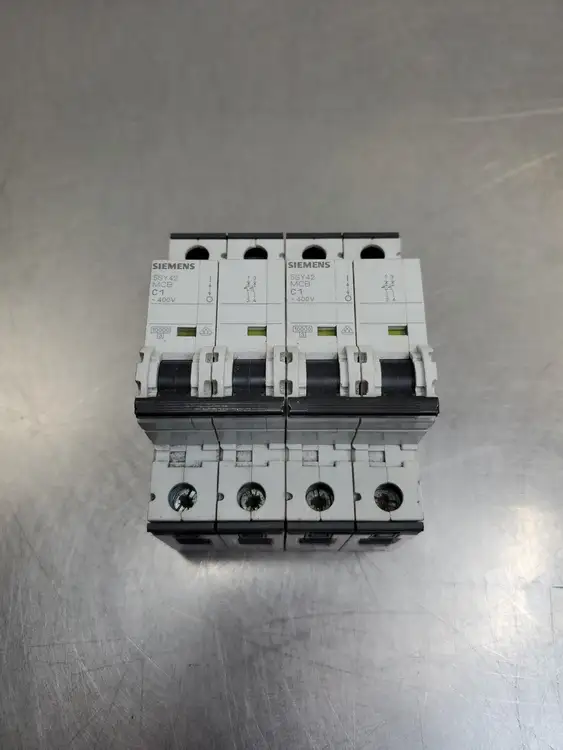 Used Siemens 5SY4201-7 Circuit Breaker, 1A, 2 Pole, 400V, Circuit Breakers | Palmetto Automation #1150482