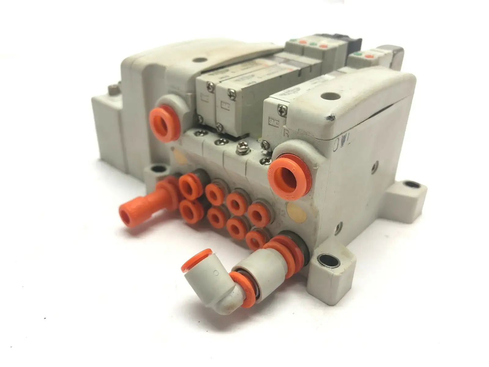VV5QC11-04C4FD0 | SMC  Manifold Base w/ Solenoids 2) VQ1400N 1)VQC1400N 1000 Series - Used