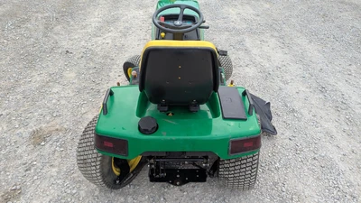 USED JOHN DEERE 425