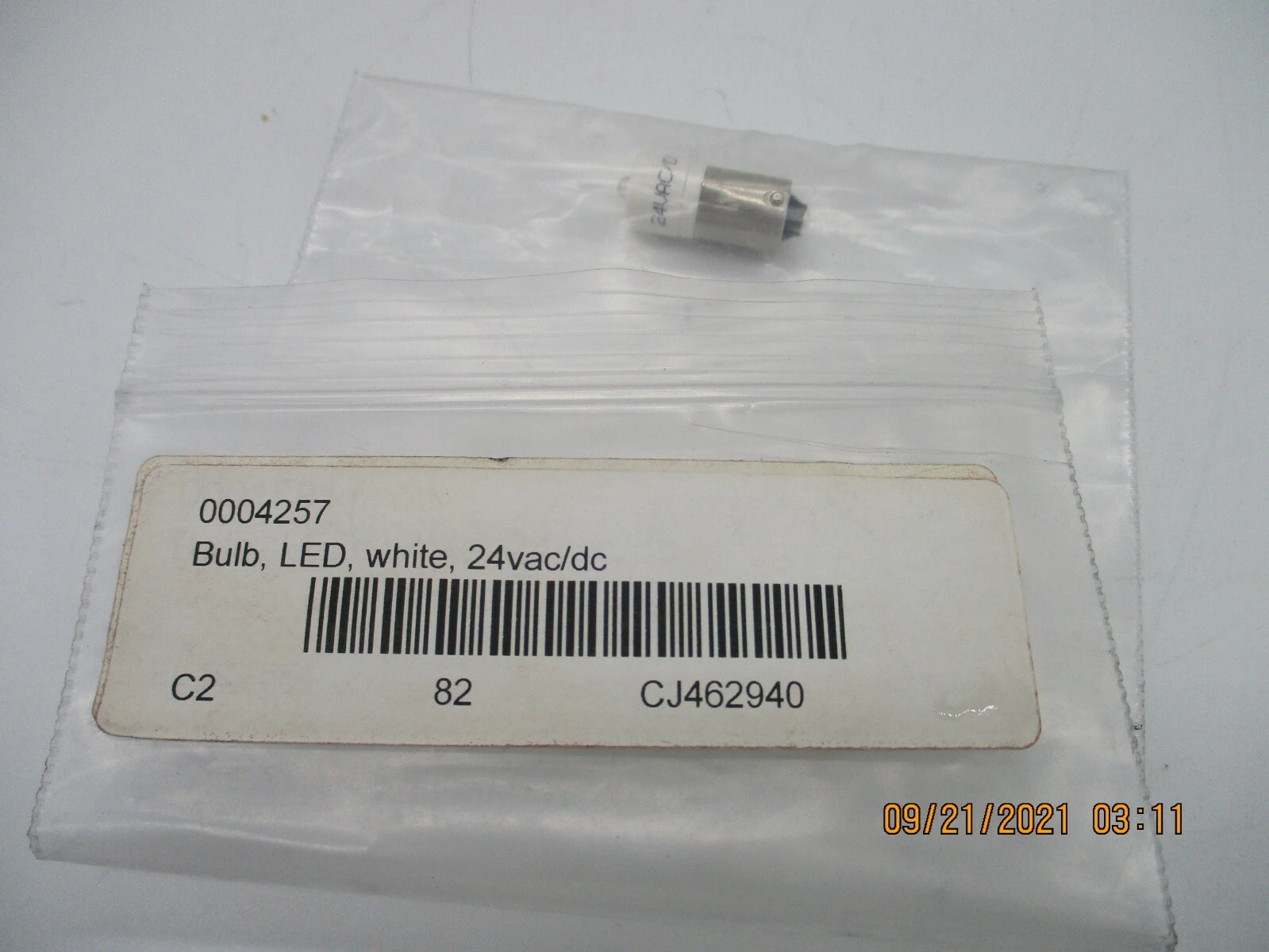 New CJ462940 White 24 Vac/dc LED Bulb