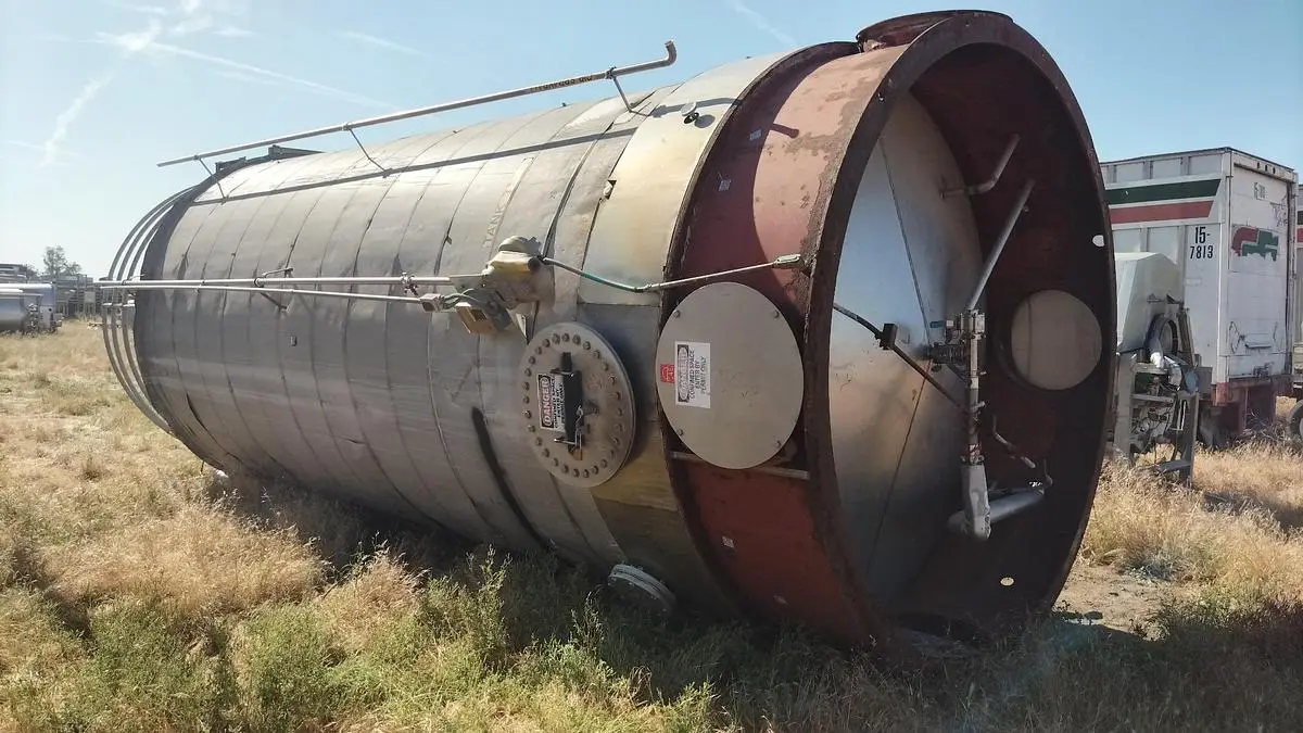 Tank, 10,000 Gallon, Stainless Steel, 9.5' x 21', Silo Tank - #5991650