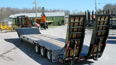 New | in-Stock 2026 PITTS LB51-33CS Lowboy Trailers Tennessee US | LMI Tennessee LLC #1505003