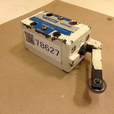 USED TOKIMEC DG02S-3-2A-11-S5