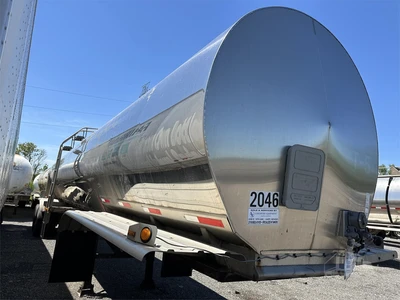Used 1996 WALKER _UNKNOWN_ Tanker Trailers Indiana US | Lakeshore Equipment Sales #1546566