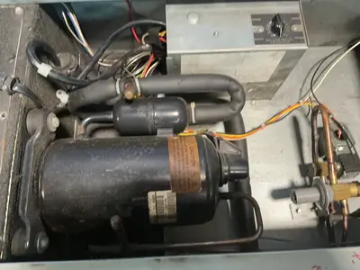 Used MCLEAN THERMAL M521226116 Air Conditioning Equipment Ohio US | HGR 24 #1357401