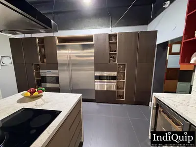 Used MULTIPLE _UNKNOWN_ Retail Store Fixtures US | IndiQuip #1284607