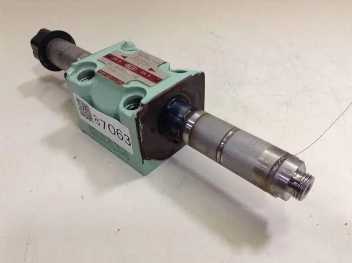 Used TOYOOKI KOGYO HD3-3W-BGA-03A-WDD2S Valves/Fittings Michigan US | Ideal Machinery #608031