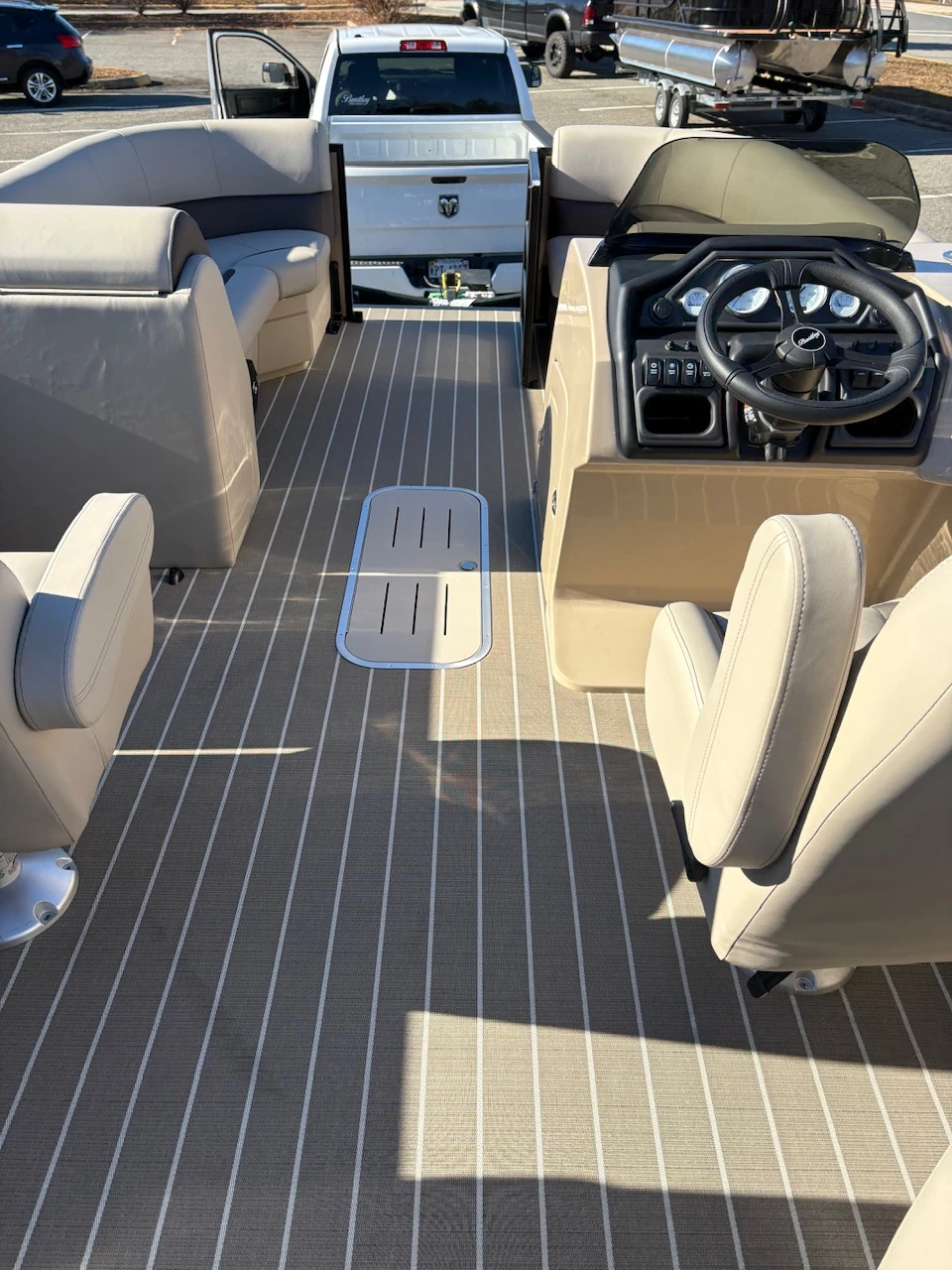 New | in-Stock 2026 BENTLEY PONTOONS 223 NAVIGATOR Boats (Misc) Virginia US | Affordable Outdoors #1638033