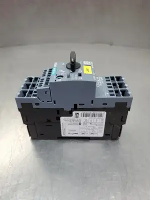 USED Siemens 3RV2021-4AA25 SIRIUS Circuit Breaker