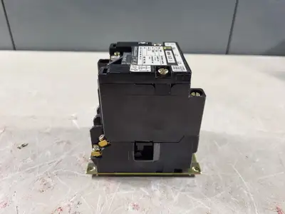 Used SQUARE D 8536SCO3V02S Switchgears British Columbia CA | Lenmark #240803