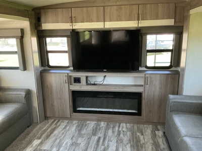Used 2022 GRAND DESIGN IMAGINE 3100RD Campers, Caravans, Motorhomes Michigan US | Miedema Asset Management Group #1579846