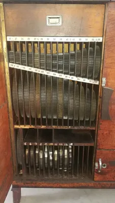 Used KLINGELNBERG AGW-231 Gear Cutter Sharpeners MY | MAGNETECH ENGINEERING AND TRADING #1266853