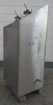 Stainless steel semiautomatic bottle cleaner