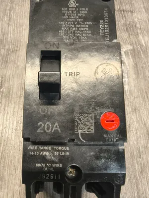 Used GENERAL ELECTRIC E11592 Circuit Breakers South Carolina US | ESS Industrial Equipment Sales #1232209