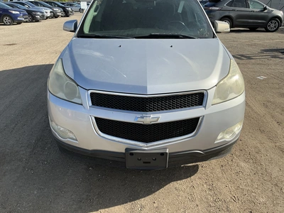 USED 2009 CHEVROLET TRAVERSE