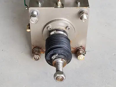 Electro-Pneumatic Positioner TZIDC, V18345-1010521001 w/ Actuator Valve YT-400