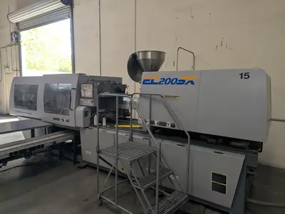 2010 TOSHIBA EC200SXV50-8B Injection Molding Horizontal/Vertical | Machinery Network (1)