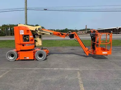 USED 2016 JLG E300AJP