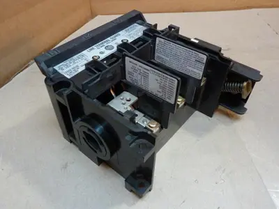 USED ALLEN BRADLEY 1494V-DS30 SER A