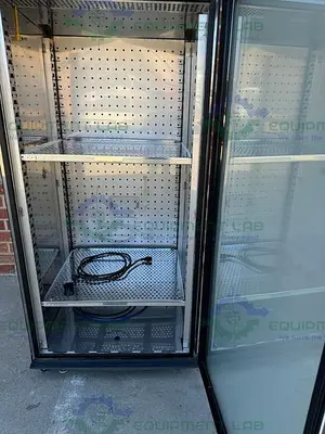 USED CARON 7401-33-1 CO2 REACH IN HUMIDITY INCUBATOR 115V, 60°C, 33 CU, FT.