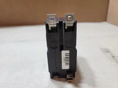 Used SQUARE D QOB215 Switchgears British Columbia CA | Lenmark #1486886