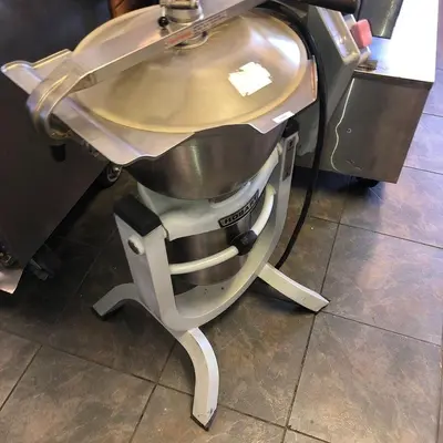 Hobart HCM-300 Vertical Cutter Mixer, Used Great ConditionHobart HCM-300 Vertical Cutter Mixer, Used Great Condition