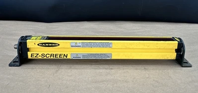 NEW Banner SLSCR30-300Q8