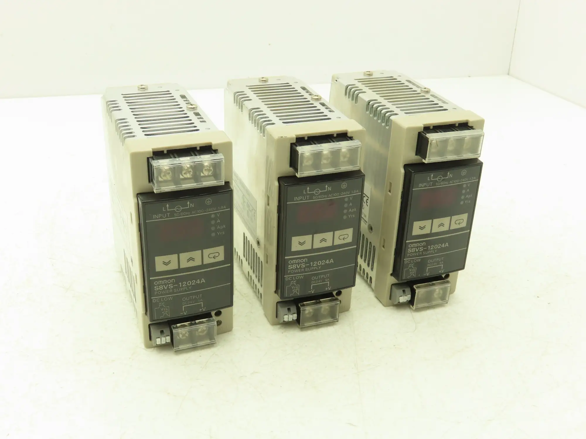 Omron S8VS-12024A Switch Mode Power Supply In 100-240VAC Out 24VDC 5A Lot of 3