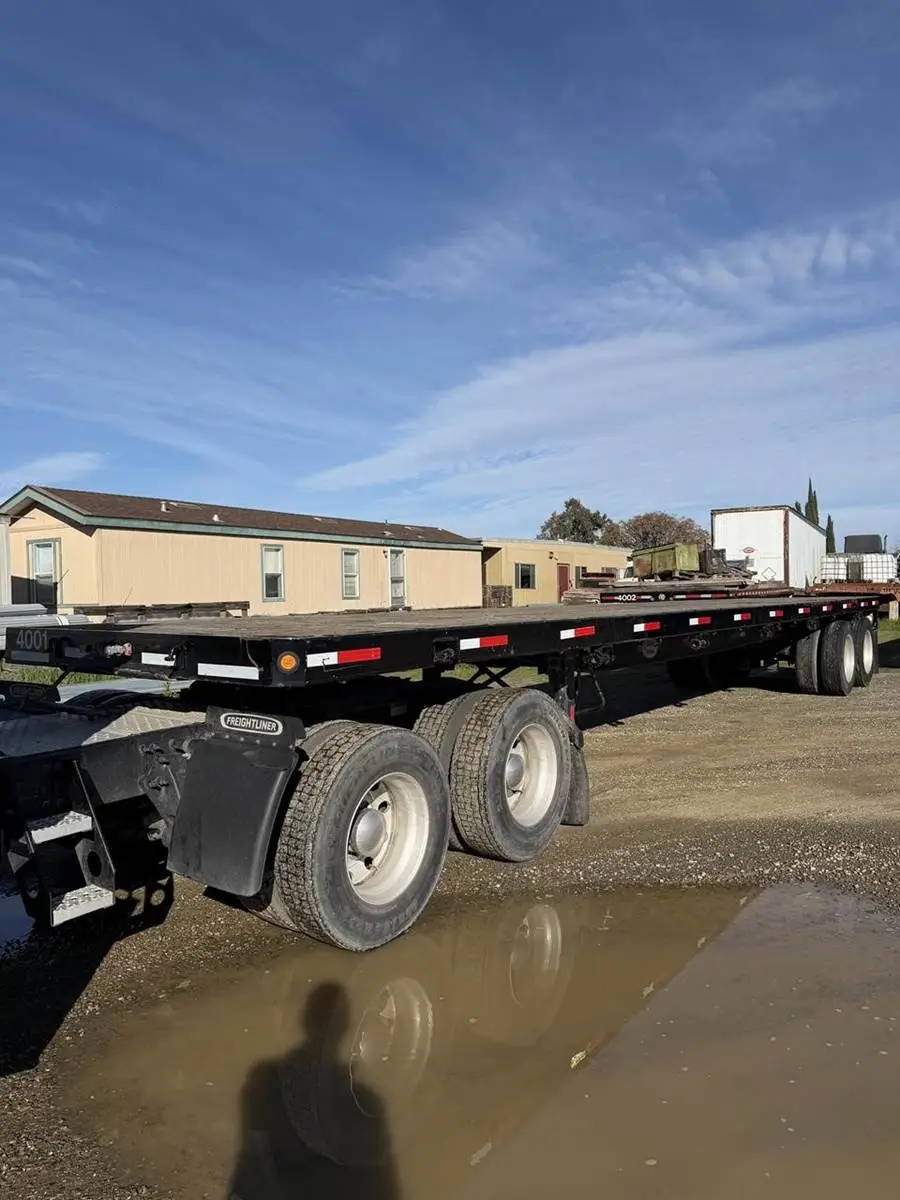 USED 1970 UTILITY 40 FT