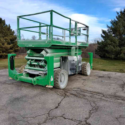 USED 2015 Genie GS-4390RT