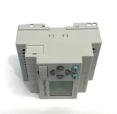 Used IDEC SmartRelay Programmable CPU 8xDC Input, 4xRELAY/10A Output PLC Input & Output Michigan US | Maverick Industrial Sales #1396936