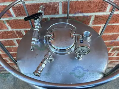 USED ALLOY PRODUCTS 120 LITER STAINLESS STEEL PRESSURE VESSEL 100 PSI