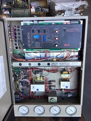 Trane Centravac Water Chiller/Adaptive Control Panel CVRA0307BF JA