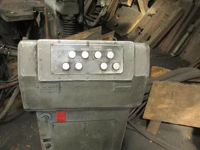 USED BMM V 1982 COPE & DRAG MACHINE