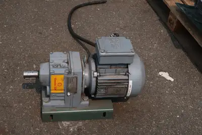 USED SEW-EURODRIVE R47DT90S4