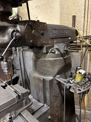 BRIDGEPORT Series 1 2hp 42x9 Bridgegport Mills | Global Machine Brokers, LLC (4)