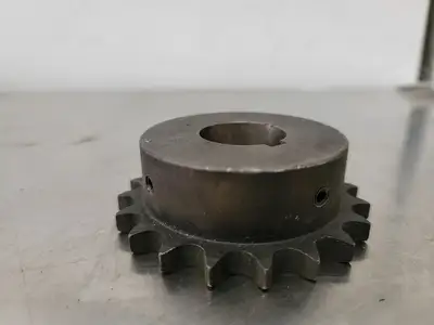 Roller Chain Sprocket 20 Teeth, Single