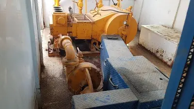 USED SJ PETRO SJ-300 TRIPLEX MUD PUMP