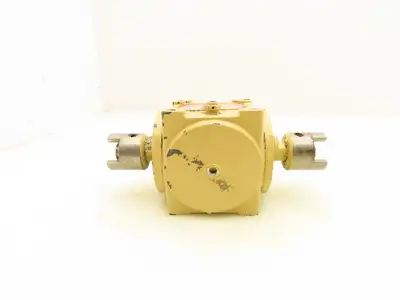 Hub City 0220-21101 M3 Right Angle Gear Drive 1:1 Reducer 5/8" Dual Shaft