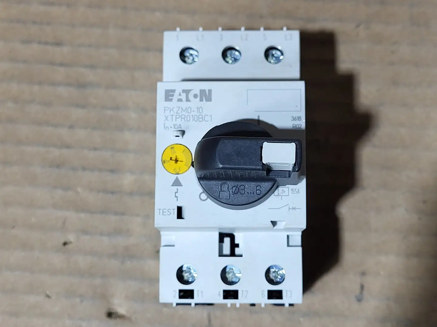 New | in-Stock EATON XTPR010BC1 Switchgears British Columbia CA | Lenmark #1438403