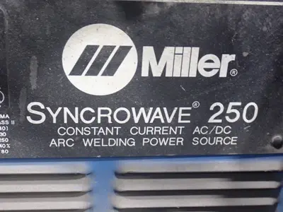USED MILLER ELECTRIC SYNCROWAVE 250